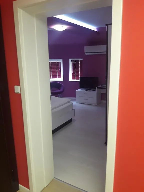 Shishkova 3 Apartment Varna