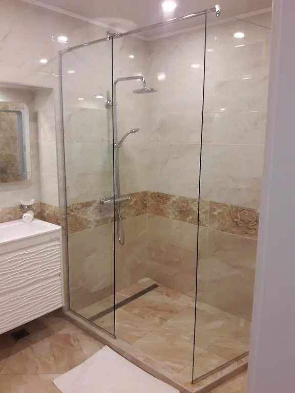 Shishkova 3 Apartment Varna