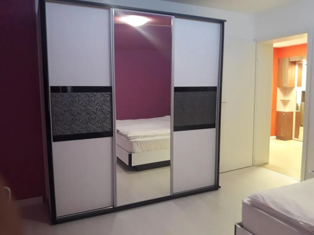 Shishkova 3 Apartment Varna